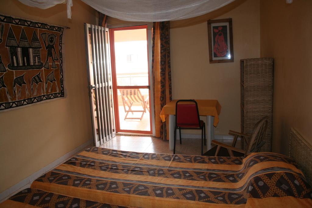 Auberge Keur Diame Hostel Dakar Exterior photo